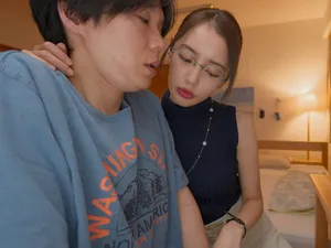 Màn trình diễn đầy phấn khích đầu tiên của Tanhua mới~ Cô gái 27 tuổi với bộ ngực cúp D, cặp ngực tuyệt đẹp này thật xứng đáng! Thổi kèn, quan hệ từ phía sau, ngực lắc lư và thở hổn hển, thật phấn khích...